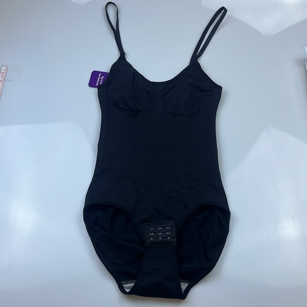 3026/6182 HeyShape Snatched Shapewear Bodysuit in Black - Picture 5 of 6